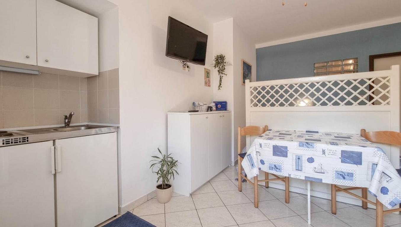 Ferienwohnung Alma One Novigrad Istria Exterior foto