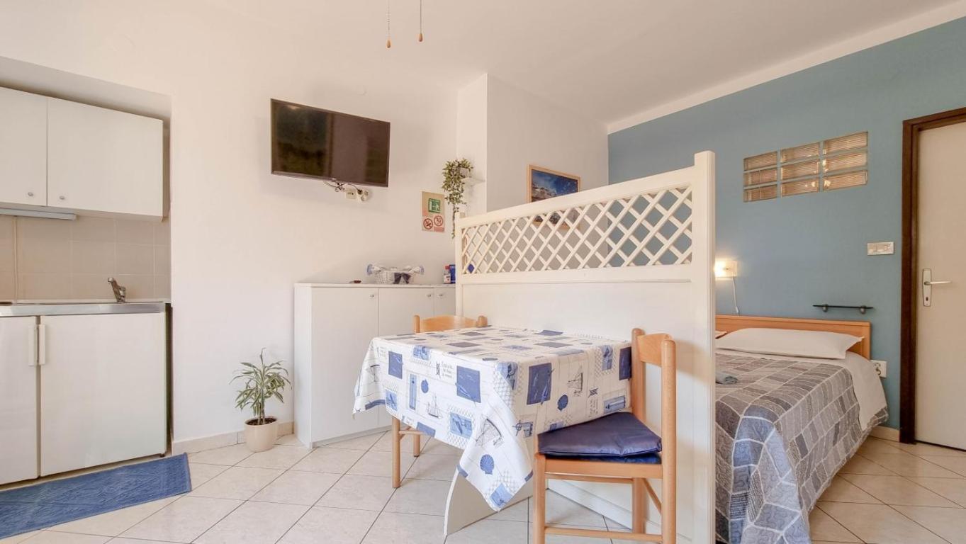 Ferienwohnung Alma One Novigrad Istria Exterior foto